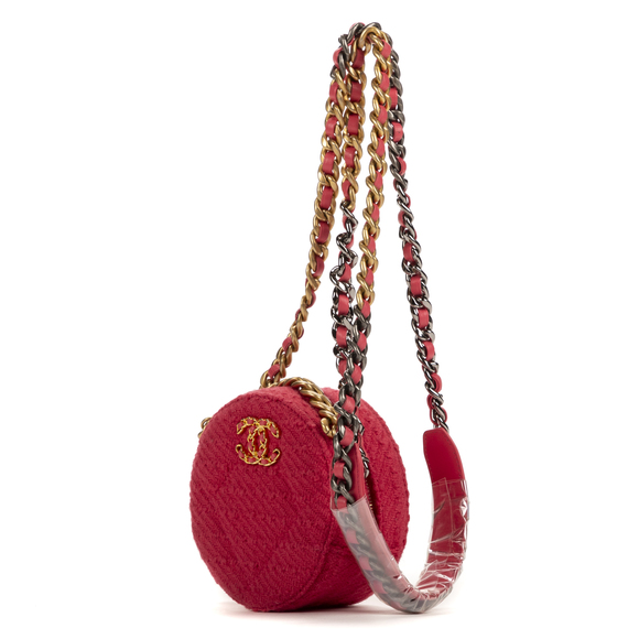 Chanel Round Chain Crossbody - Picture 2 of 9